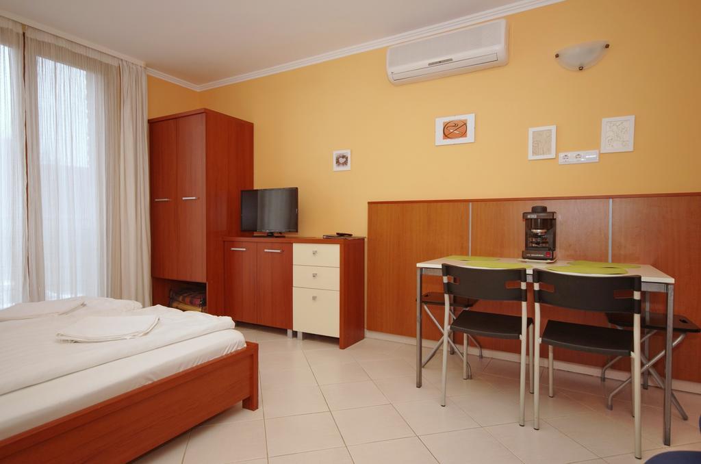 Vararok Apartman Gyula Dış mekan fotoğraf