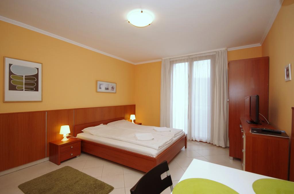 Vararok Apartman Gyula Dış mekan fotoğraf