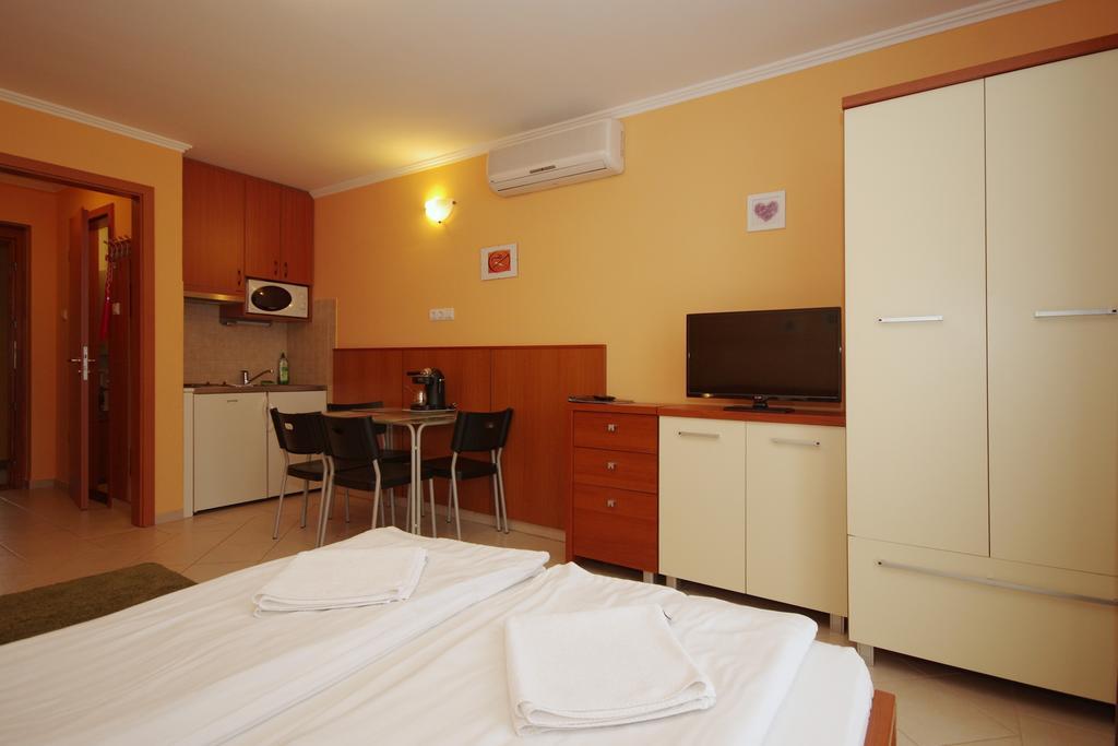 Vararok Apartman Gyula Dış mekan fotoğraf