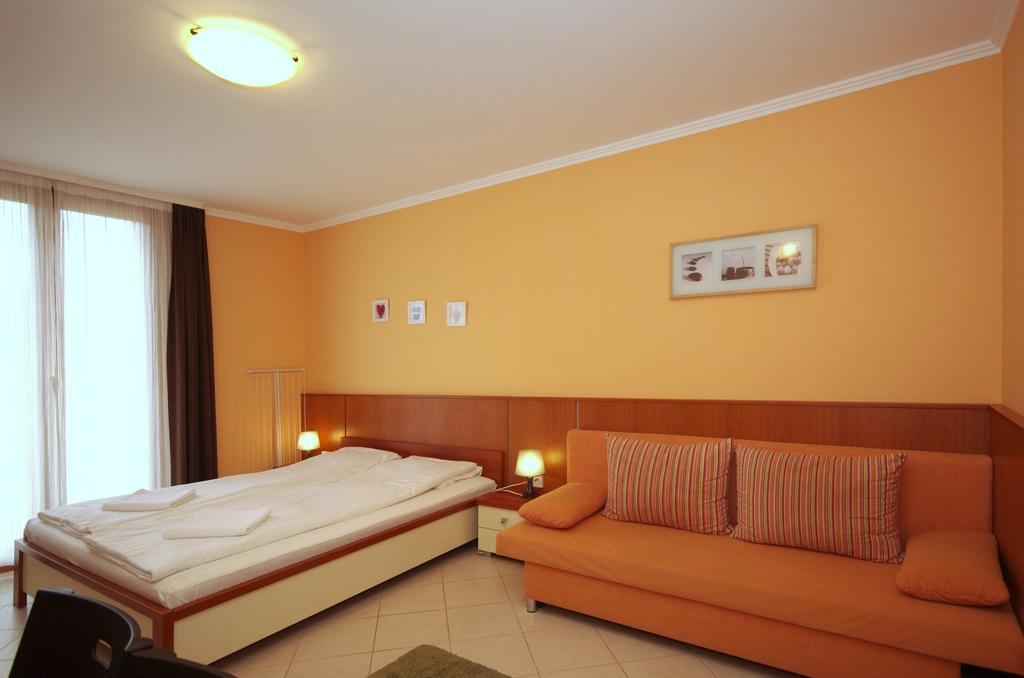 Vararok Apartman Gyula Dış mekan fotoğraf
