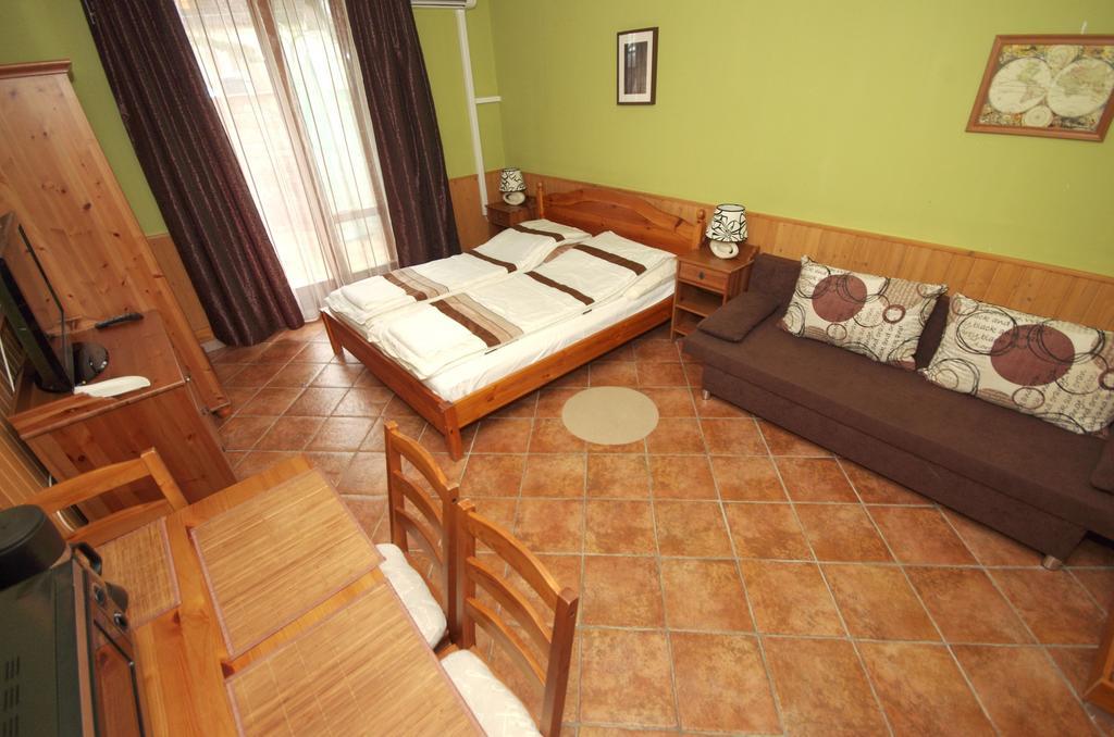 Vararok Apartman Gyula Dış mekan fotoğraf