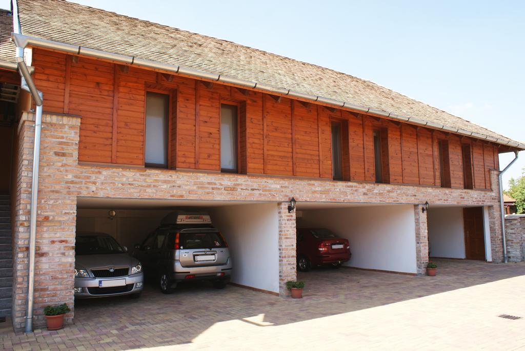 Vararok Apartman Gyula Dış mekan fotoğraf